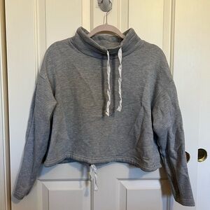 Forever 21 Light Gray Crop Sweatshirt - Size S